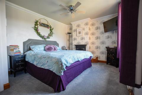 76 Gore Road, Dartford, DA2 6LY