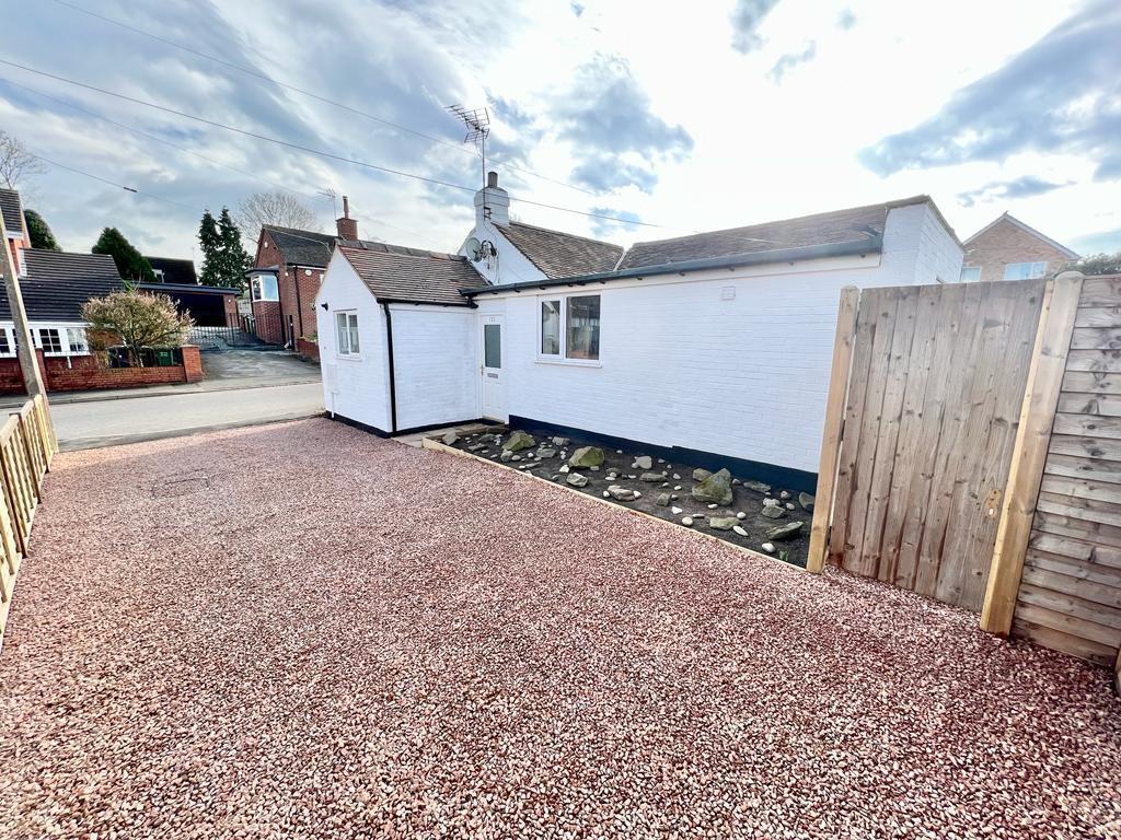 Wyre Hill, Bewdley 3 bed semidetached bungalow £1,100 pcm (£254 pw)