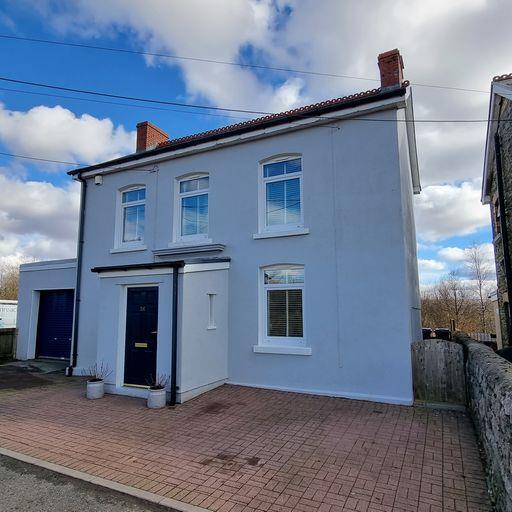 Ochr Y Waun, Cwmllynfell, Swansea 4 bed detached house for sale £280,000