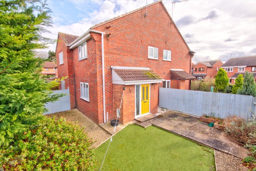 Elmside, Evesham 1 bed terraced house for sale £150,000