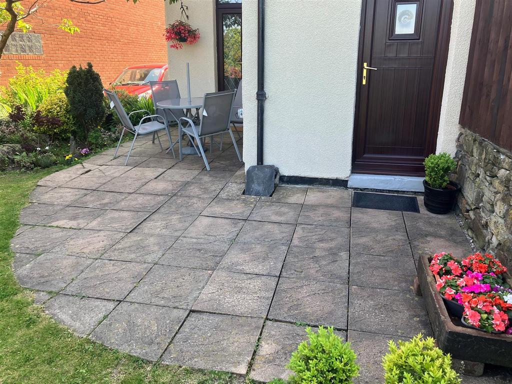 Patio in sun.jpg