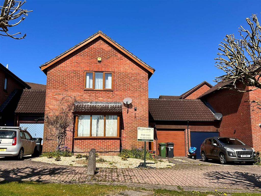 Beasley Court, Chard 3 bed house for sale £299,950