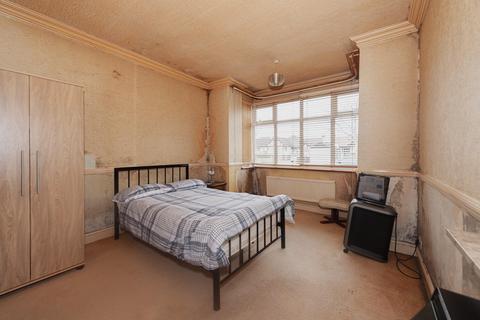 38 Tealing Drive, Epsom, KT19 0JS