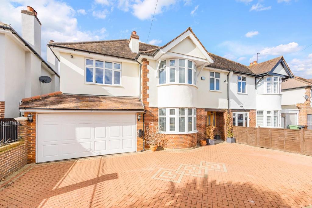 Bradford Drive, Ewell 5 bed semidetached house for sale £900,000