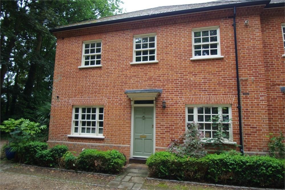 Mulberry Close, WATFORD, WD17 2 bed ground floor flat £1,400 pcm (£