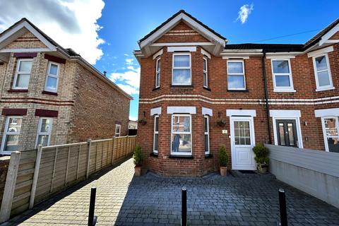3 bedroom semi-detached house for sale - Croft Road, PARKSTONE, BH12