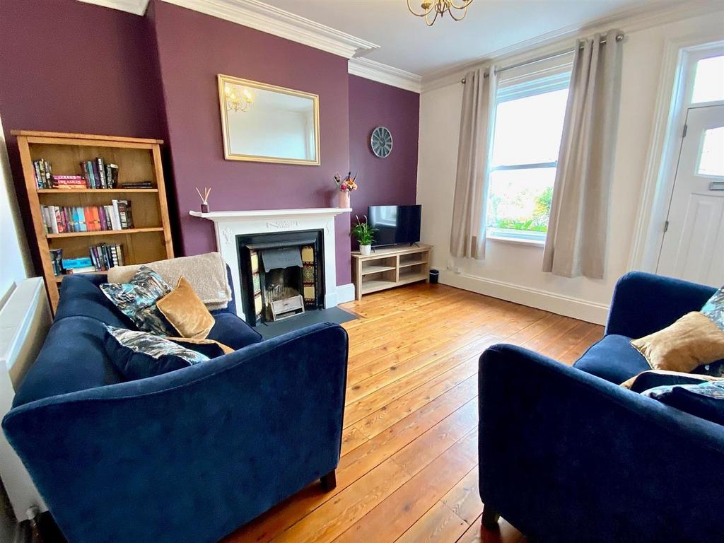 Bracken Hill, Mirfield 4 bed terraced house £209,995