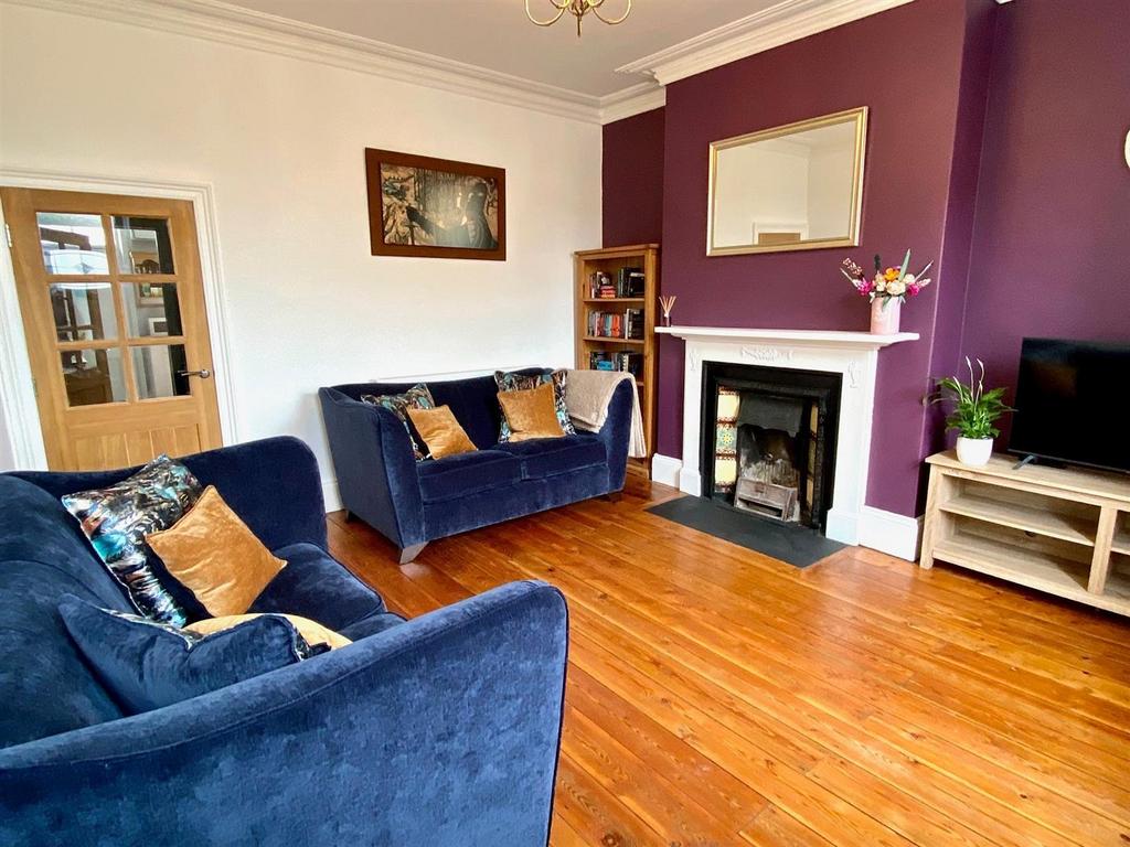 Bracken Hill, Mirfield 4 bed terraced house £209,995