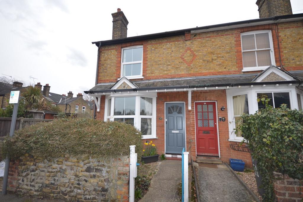 Nursery Road, Chelmsford, CM2 3 bed end of terrace house for sale £