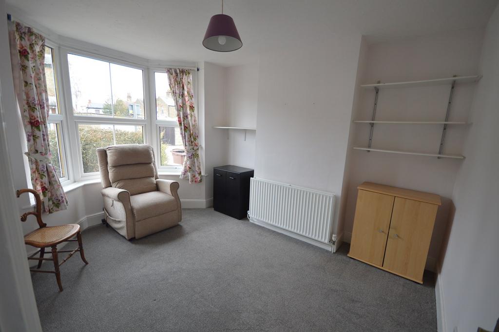 Nursery Road, Chelmsford, CM2 3 bed end of terrace house for sale £