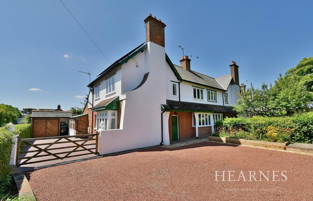 Ham Lane, Ferndown, BH22 3 bed semidetached house £475,000