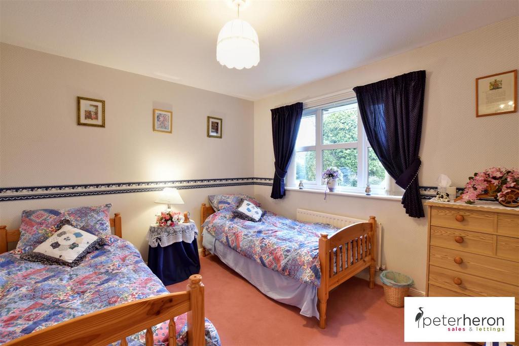 Bedroom 4 (rear)