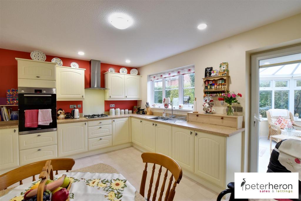 Breakfasting Kitchen