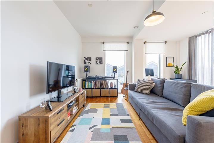 0 X3 A5447-HDR (Small)