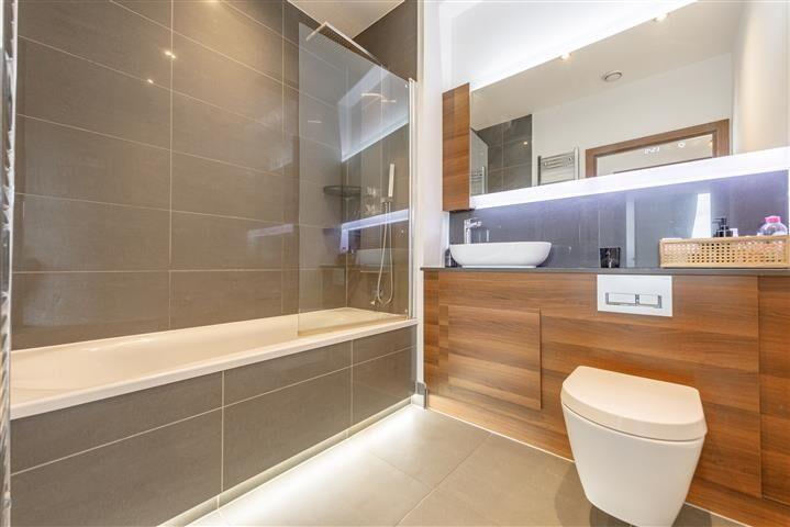 0 X3 A5552-HDR (Small)