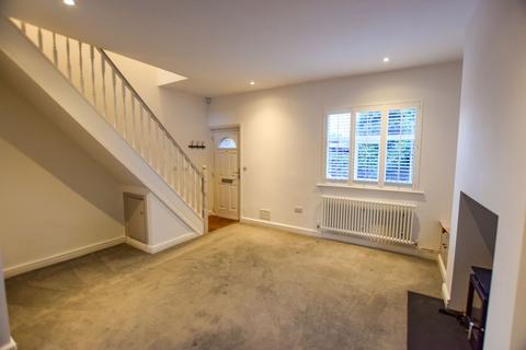 2 bedroom terraced house to rent - Tolland Lane, Hale, Altrincham, WA15