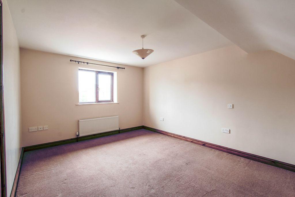 Bedroom 2 (Double)