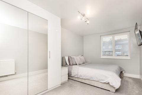 1 bedroom flat for sale - South Lynn Crescent, Tudor House South Lynn Crescent, RG12