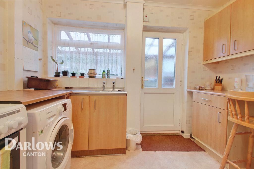 Pentrebane Road, CARDIFF 3 bed terraced house for sale £250,000