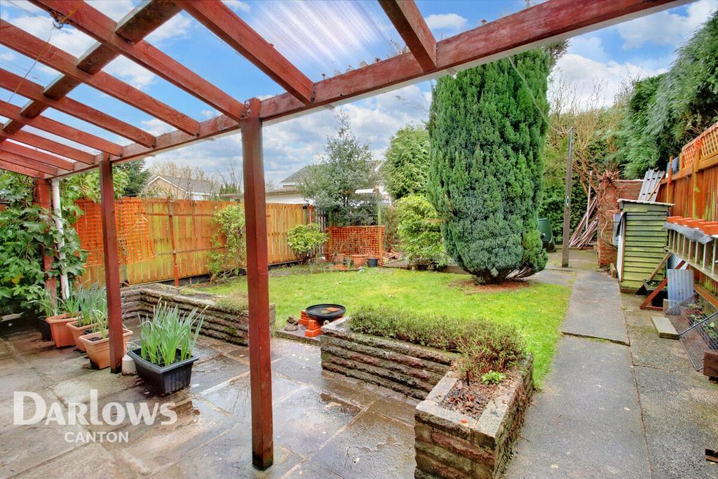 Pentrebane Road, CARDIFF 3 bed terraced house for sale £250,000