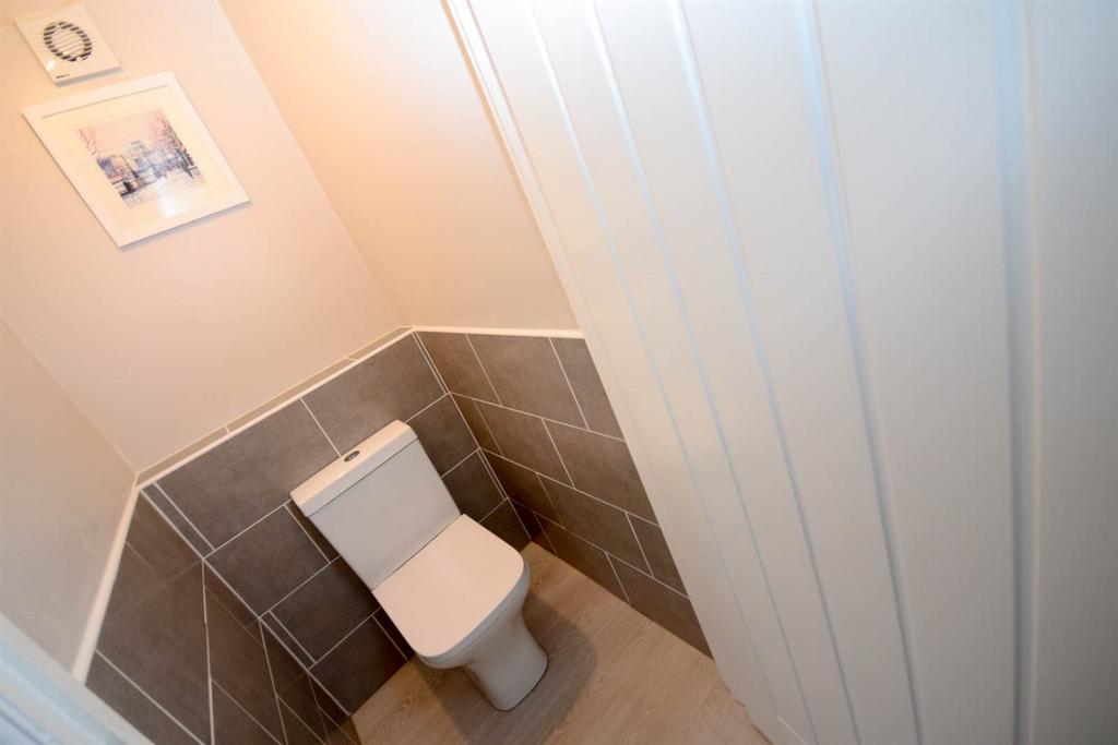 Ground Floor Wc