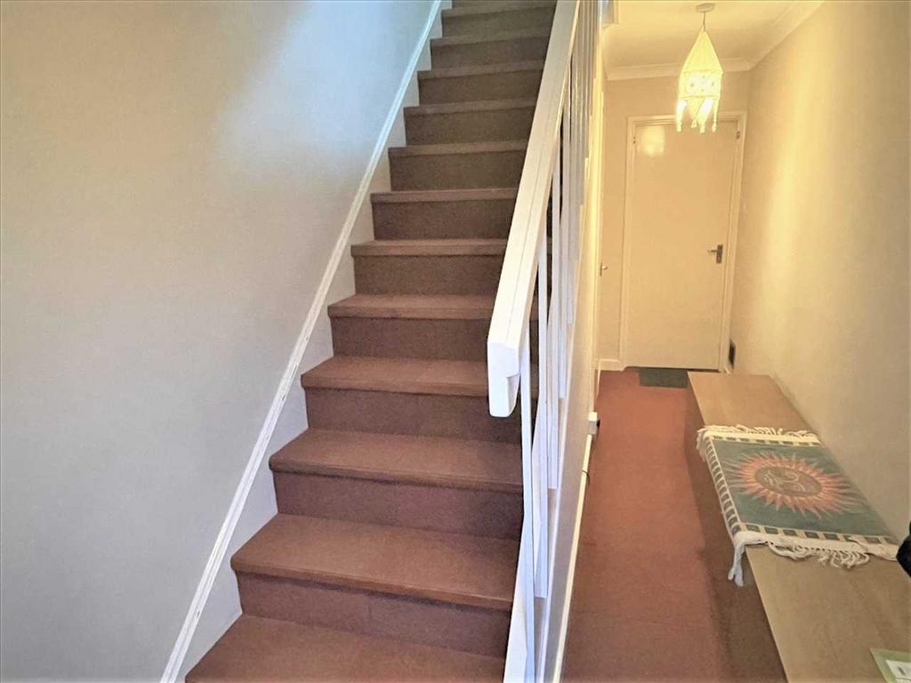 Thornbury Road, Isleworth 3 bed terraced house for sale £539,950