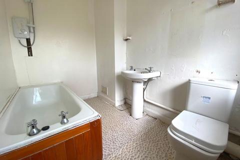 140 Hazeldene Road, Northampton, NN2 7NB