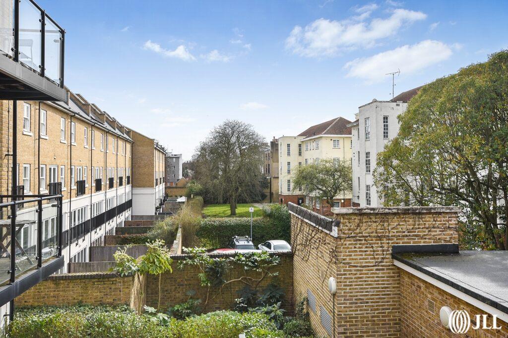 Havilland Mews