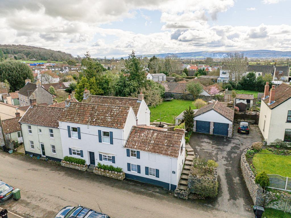 Kent Road, Congresbury, Somerset, BS49 5 bed semidetached house £750,000