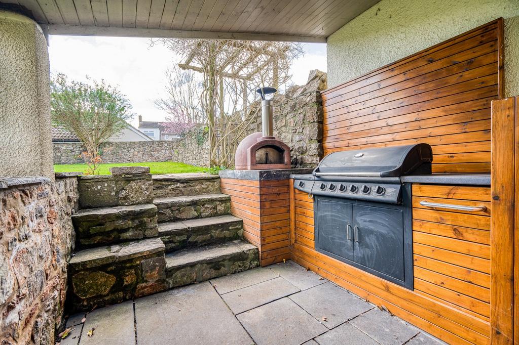 Alfresco Area