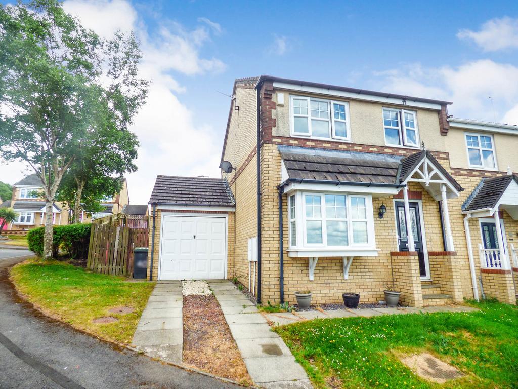 Braemar Court, Blackhill, Consett... 3 bed semidetached house £127,500