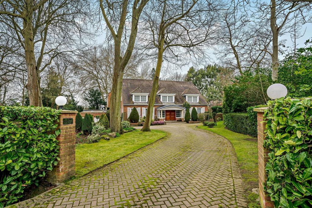 Pinner Hill, Pinner, HA5 5 bed detached house £2,950,000
