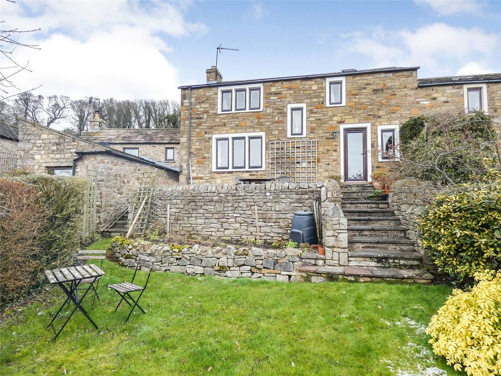 Preston under Scar, Leyburn, North Yorkshire, DL8 3 bed semidetached house for sale £375,000