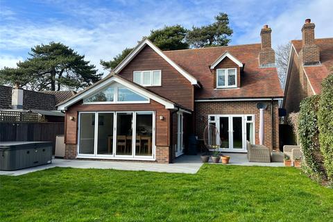 4 bedroom detached house for sale, Manor Road, Milford on Sea, Lymington, Hampshire, SO41