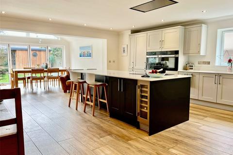 4 bedroom detached house for sale, Manor Road, Milford on Sea, Lymington, Hampshire, SO41