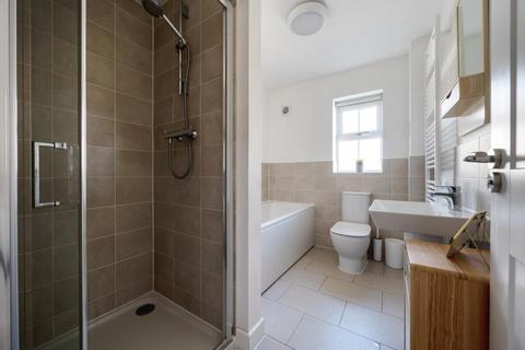 10 Blush Crescent, Carterton, OX18 1DA