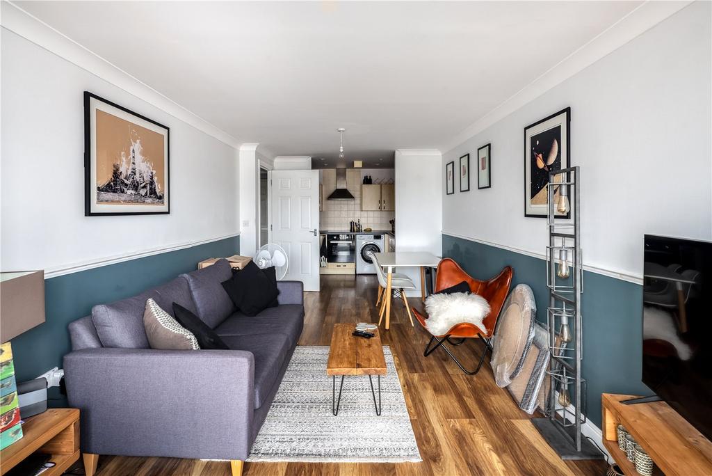 Living Room/Kitchen