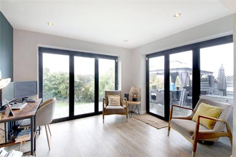 6 bedroom detached house for sale - Rowland Close, Windsor, Berkshire, SL4
