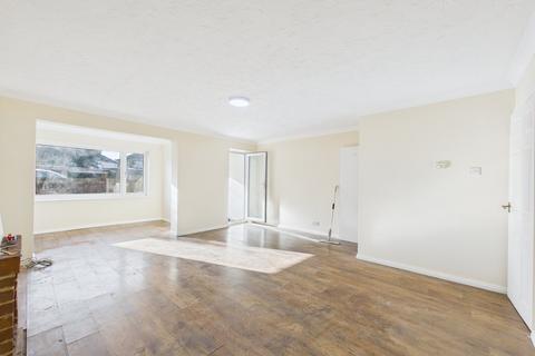 3 bedroom terraced house to rent, Staines Road West, Ashford, Surrey, TW15