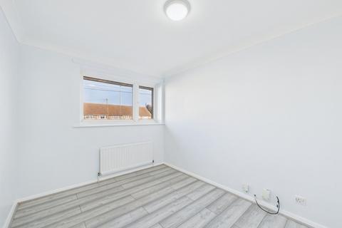 3 bedroom terraced house to rent, Staines Road West, Ashford, Surrey, TW15