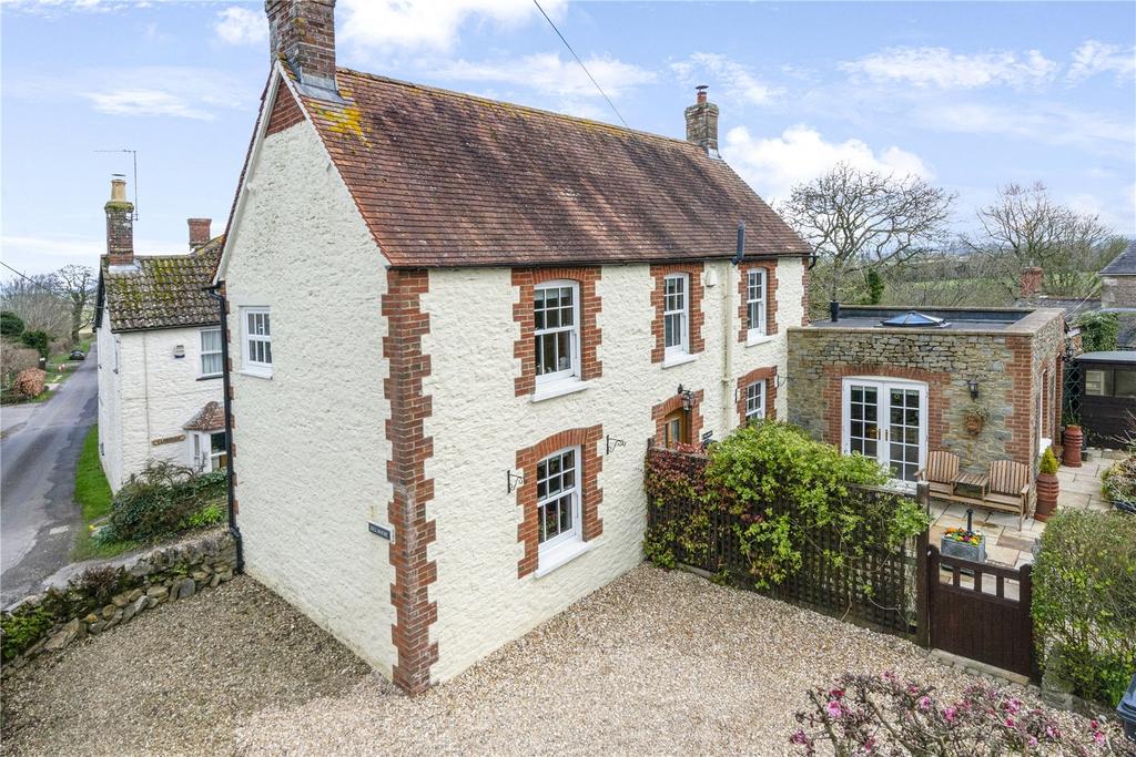 Yenston, Somerset, BA8 2 bed detached house for sale £