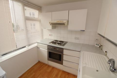 Studio to rent, Buckingham Road, Brighton BN1