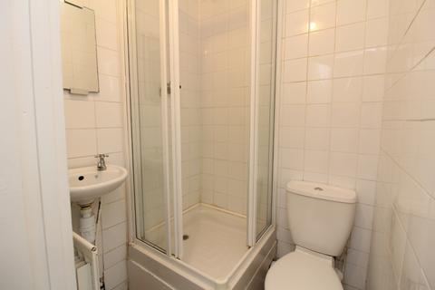 Studio to rent, Buckingham Road, Brighton BN1