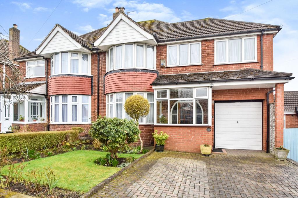 Apollo Avenue, Bury, BL9 4 bed semidetached house £375,000