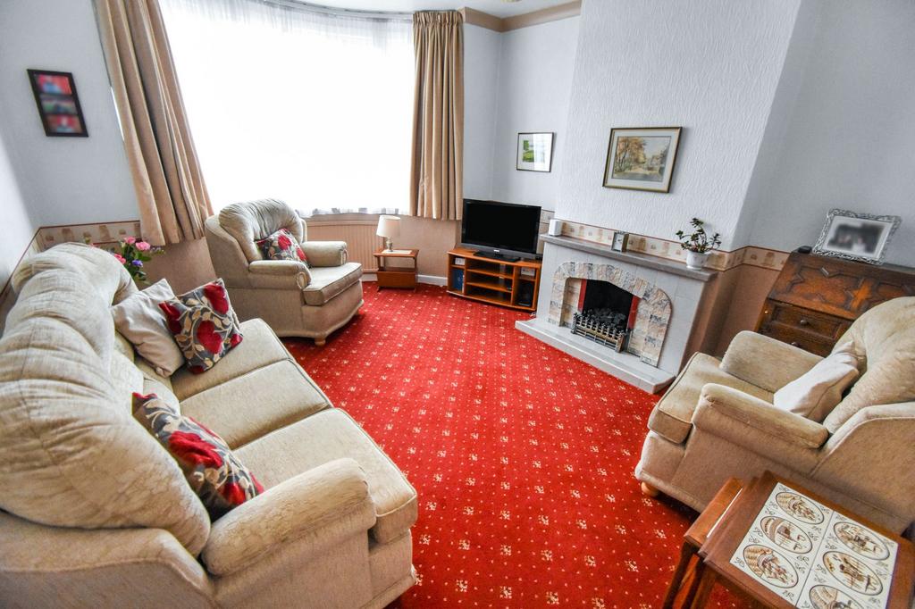 Apollo Avenue, Bury, BL9 4 bed semidetached house £375,000