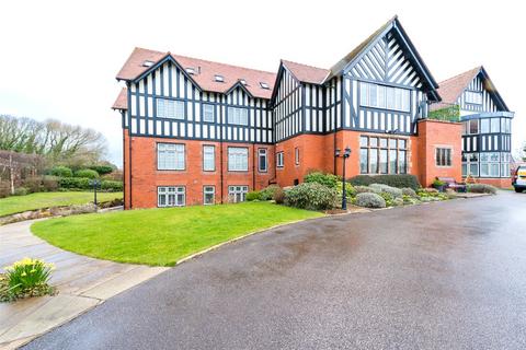 3 bedroom penthouse for sale - Hesketh Road, Southport, Merseyside, PR9