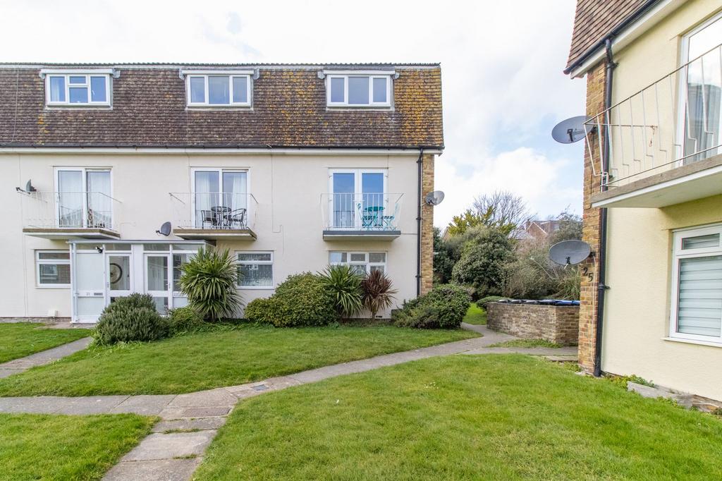 Cheviot Court, Broadstairs, CT10 2 bed ground floor flat for sale £