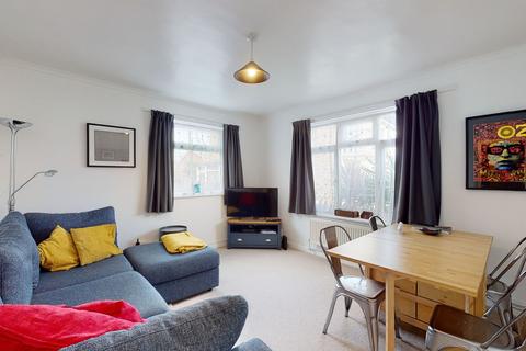 2 bedroom ground floor flat for sale - Cheviot Court, Broadstairs, CT10