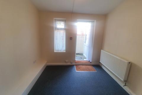1 bedroom flat to rent - Tufnell Park Road, London N7