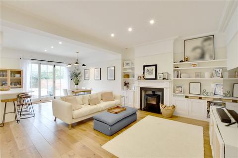 4 bedroom end of terrace house for sale, Handen Road, Lee, London, SE12